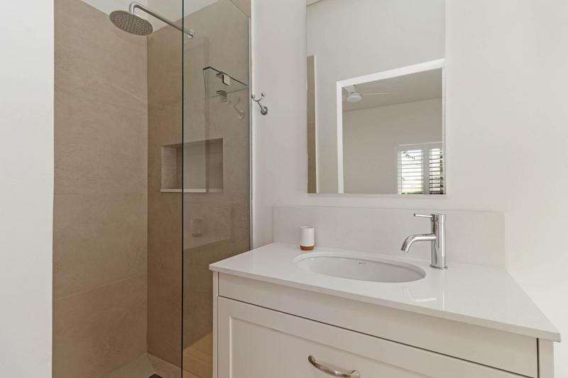 To Let 5 Bedroom Property for Rent in Steenberg Estate Western Cape